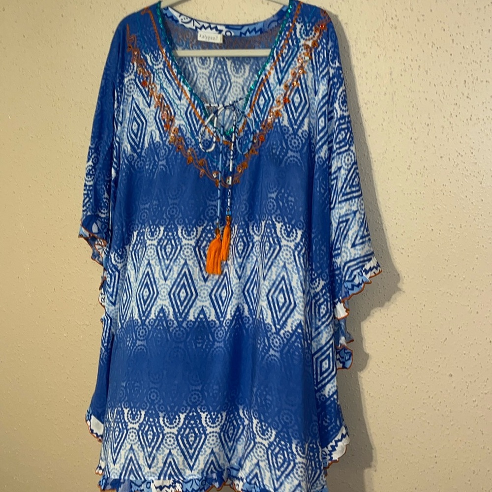 Sz M Kalypso 7 Blue & White Ombre Print Beach Coverup with Orange Embroi…